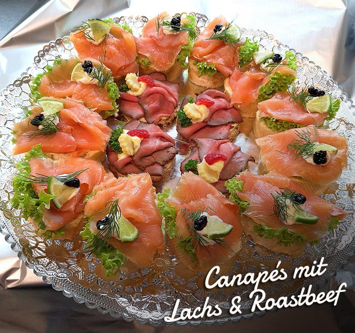 Canapés mit Lachs und Roastbeef